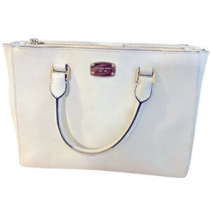 Michael Kors White Kellen Ladies Large Leather Satchel Handbag Purse.
